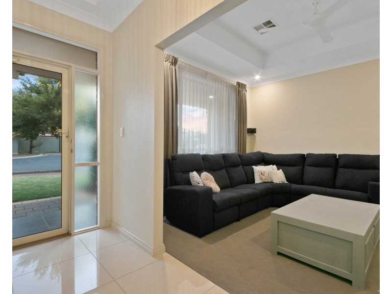 9 Brennan Close, Evanston South SA 5116