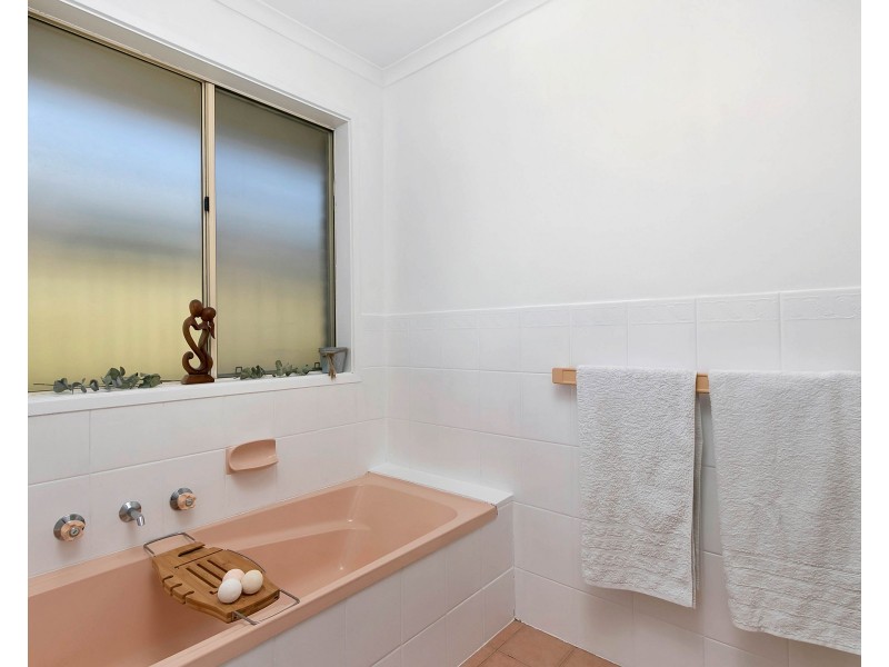 16 Addis Street, Evanston Park SA 5116