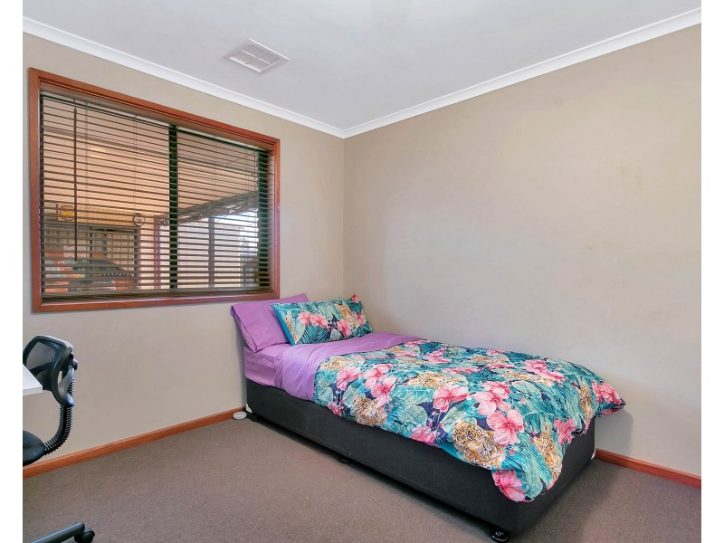 19 Rosebank Crescent, Hillbank SA 5112