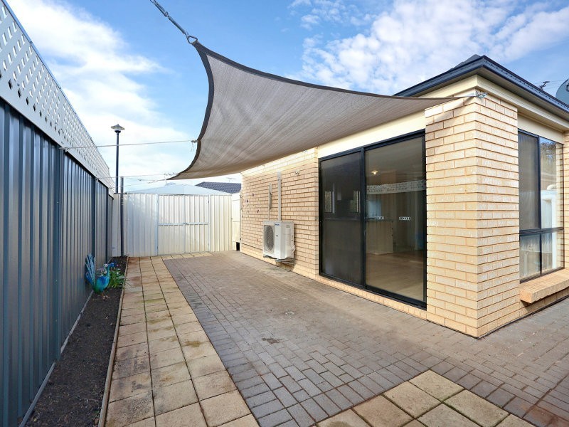 6 Almond Cct, Munno Para West SA 5115