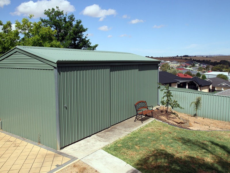 4 Osprey Parade, Hewett SA 5118