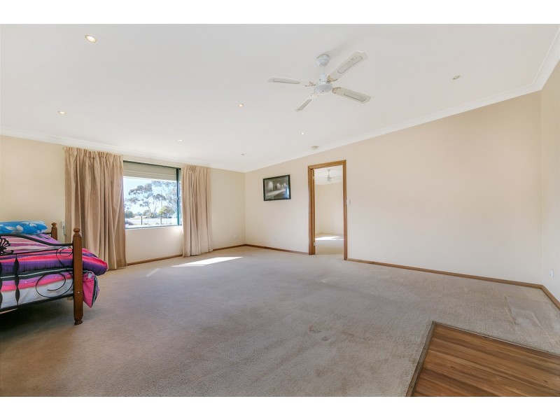 28 Main Coast Road, Ardrossan SA 5571