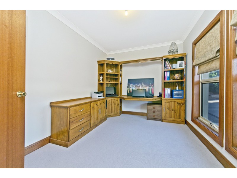 16 Oaklands Cct, Hewett SA 5118