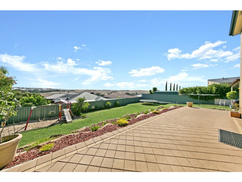 16 Oaklands Cct, Hewett SA 5118