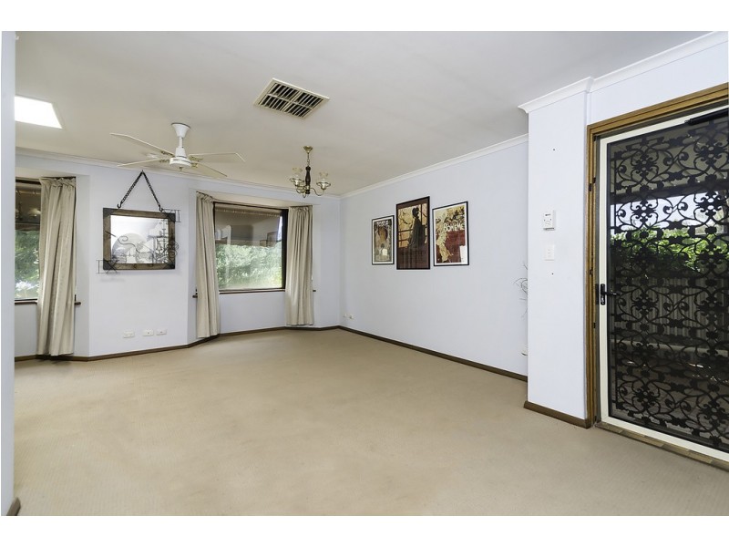 24 Panter Street, Willaston SA 5118