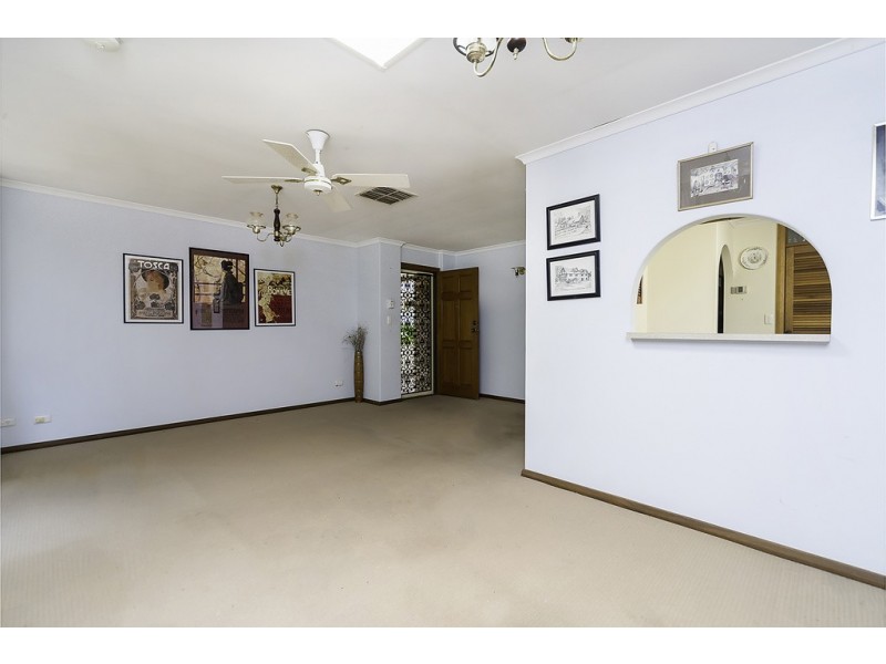 24 Panter Street, Willaston SA 5118