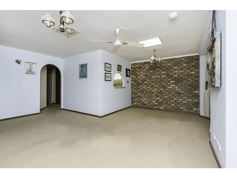 24 Panter Street, Willaston SA 5118