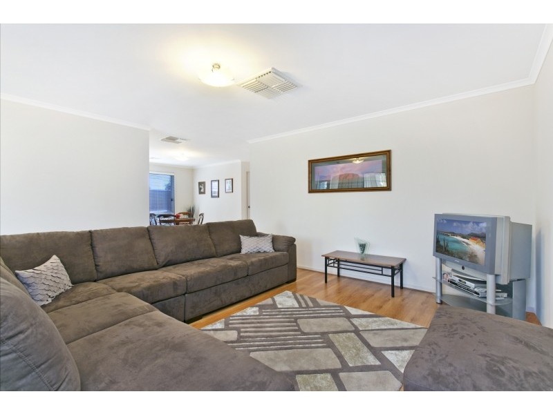 77 Lakeside Drive, Andrews Farm SA 5114