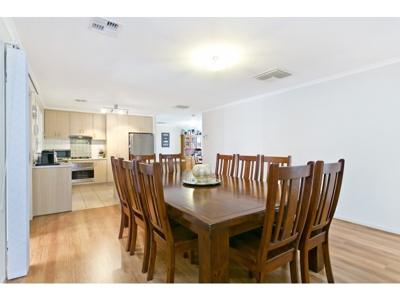 77 Lakeside Drive, Andrews Farm SA 5114