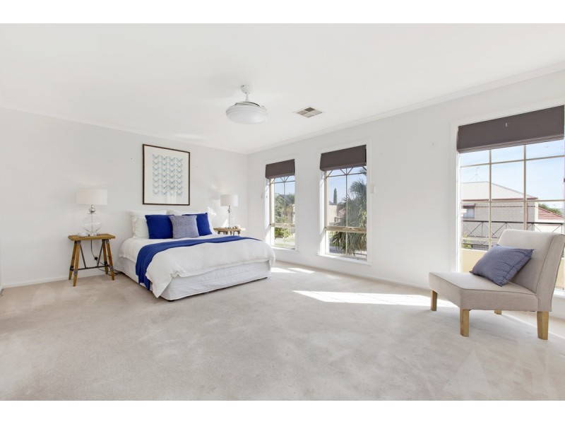 220 Mawson Lakes Blv, Mawson Lakes SA 5095