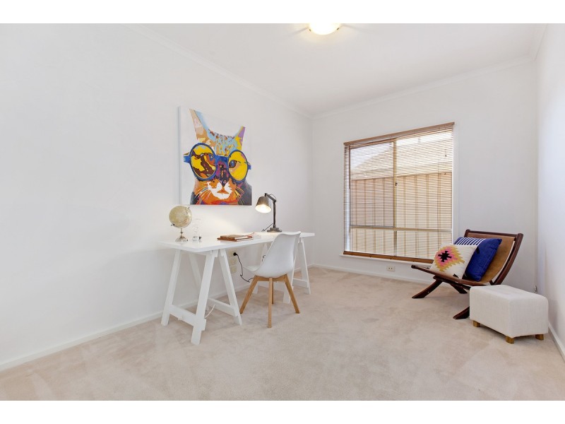 220 Mawson Lakes Blv, Mawson Lakes SA 5095