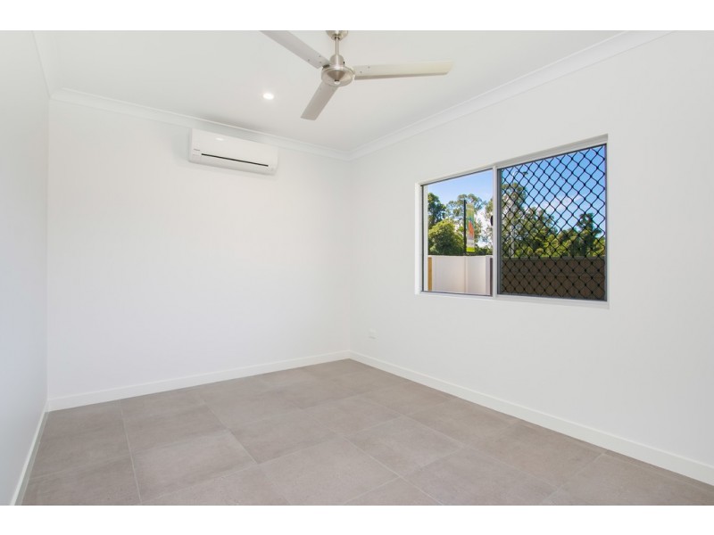 8 Elderberry Avenue, Bentley Park QLD 4869