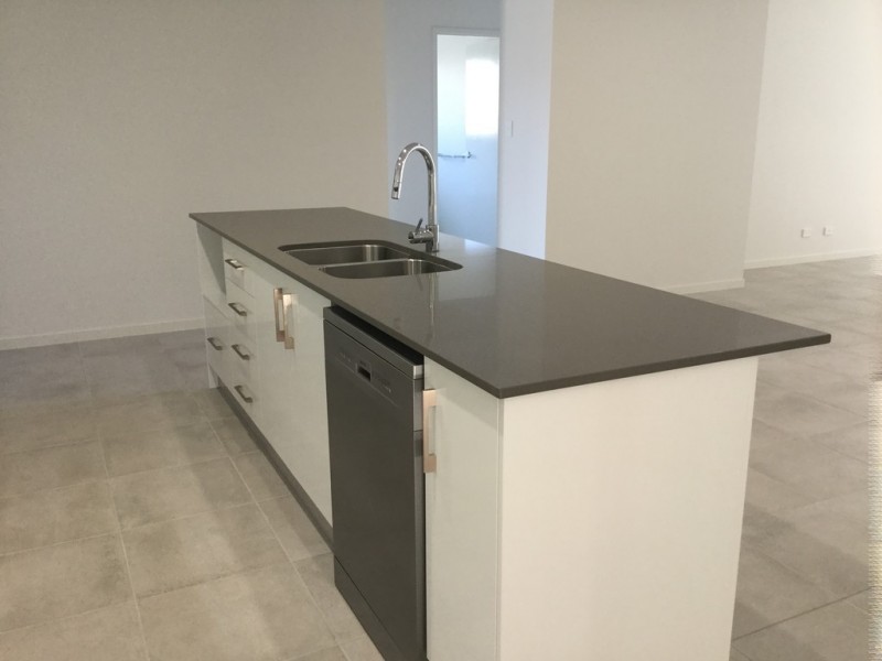 63 Ainscow Drive, Bentley Park QLD 4869