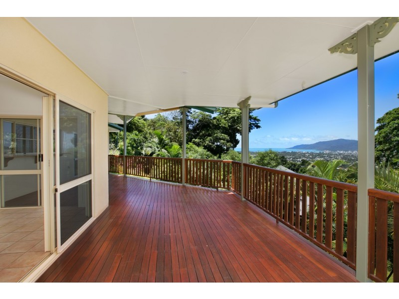 9 Oceanview Place, Mooroobool QLD 4870