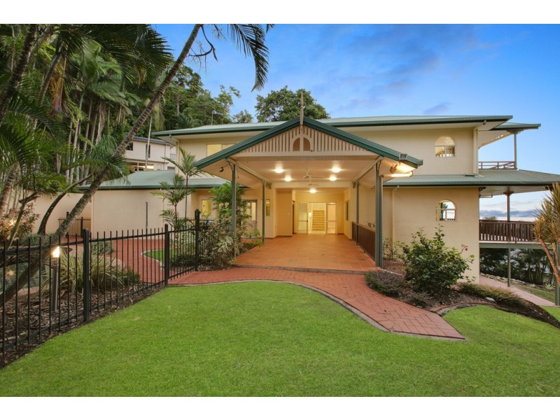 9 Oceanview Place, Mooroobool QLD 4870