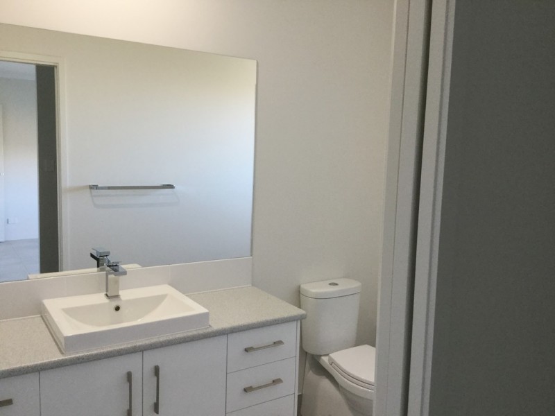 46 Ainscow Drive, Bentley Park QLD 4869