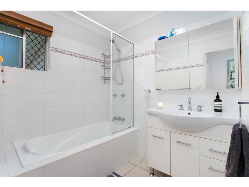 49 Bayview Street, Bayview Heights QLD 4868