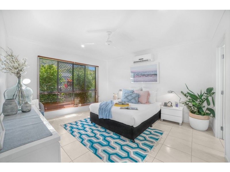 3 Halifax Drive, Redlynch QLD 4870