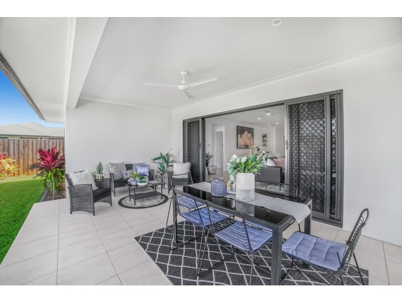 3 Halifax Drive, Redlynch QLD 4870