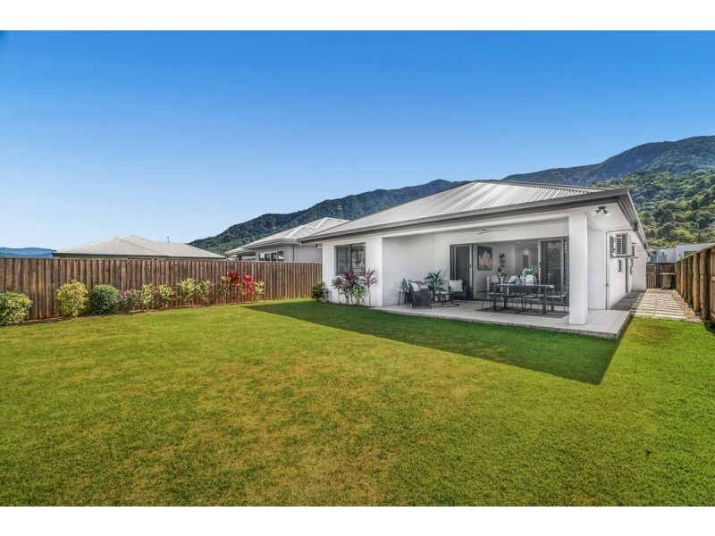 3 Halifax Drive, Redlynch QLD 4870