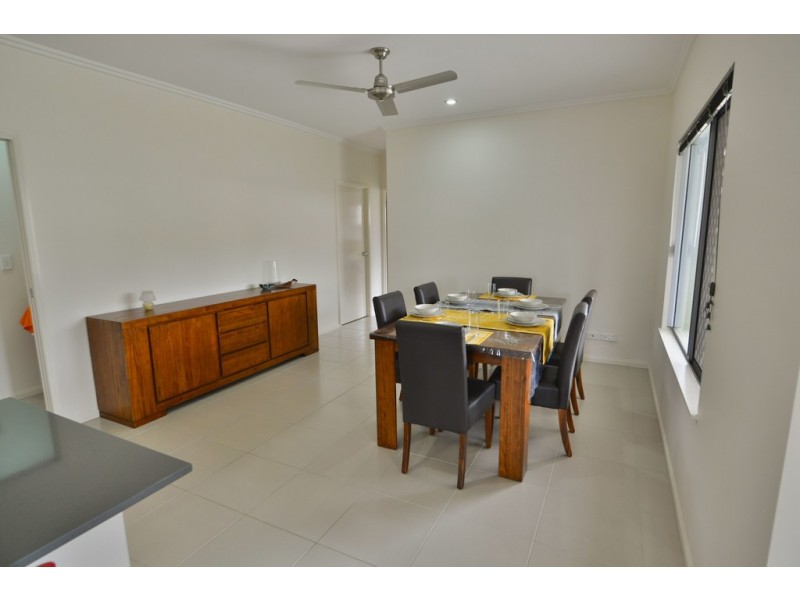 9 Tati Close, Bentley Park QLD 4869