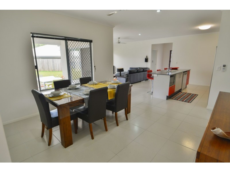 9 Tati Close, Bentley Park QLD 4869