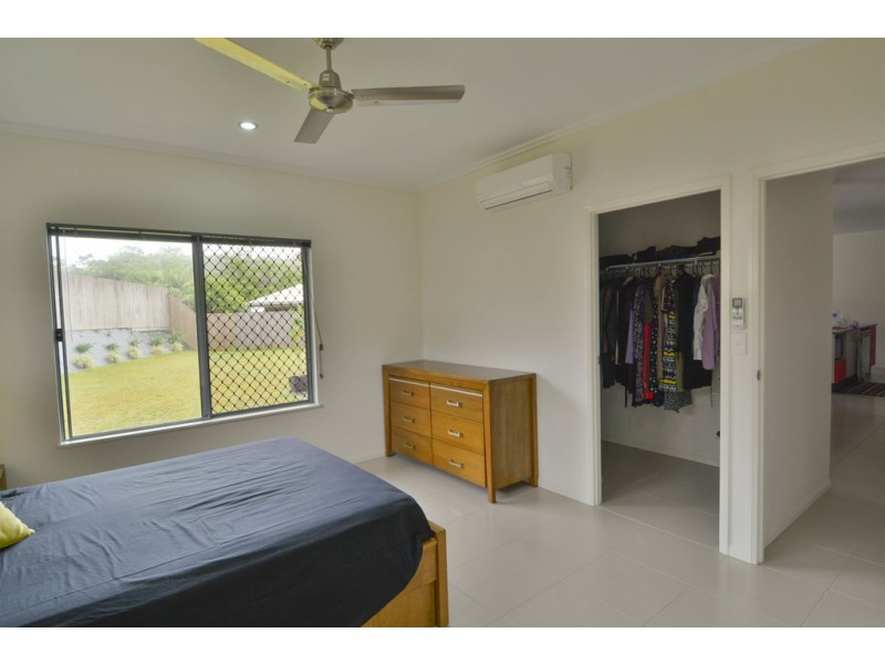 9 Tati Close, Bentley Park QLD 4869