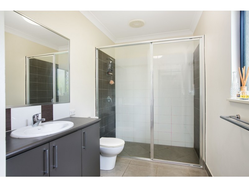 155 Fitzmaurice Drive, Bentley Park QLD 4869