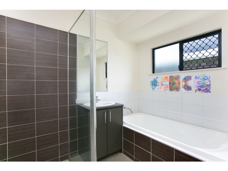 155 Fitzmaurice Drive, Bentley Park QLD 4869