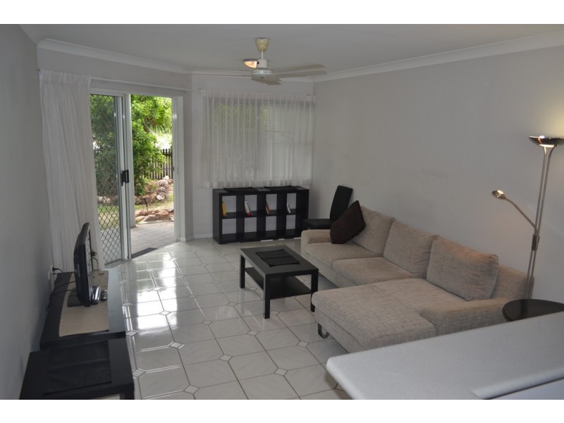 2/13 Givens Street, Westcourt QLD 4870