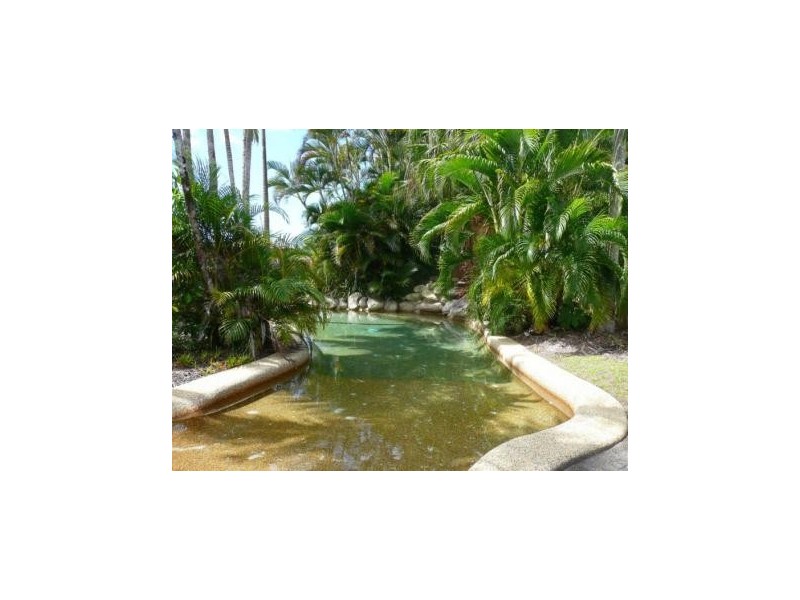 2/13 Givens Street, Westcourt QLD 4870