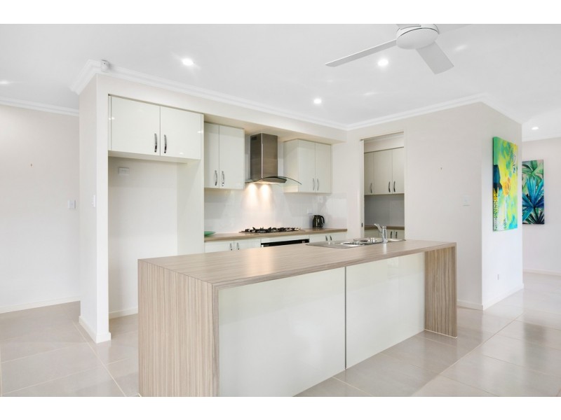 4 Elderberry Avenue, Bentley Park QLD 4869