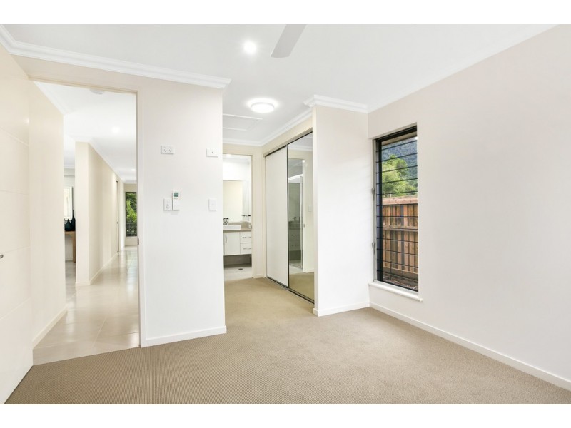 4 Elderberry Avenue, Bentley Park QLD 4869