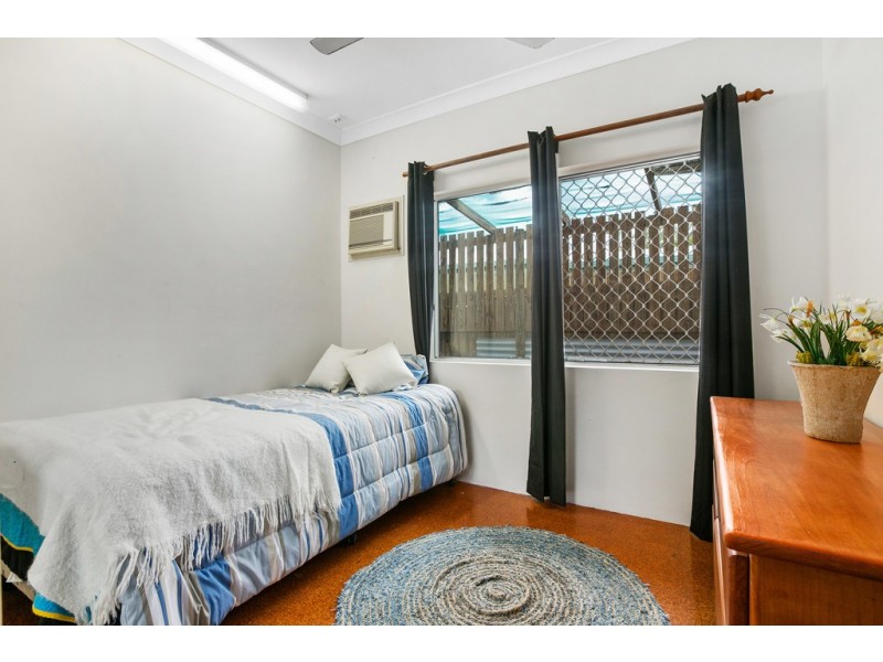 38 Cairnwell Street, Smithfield QLD 4878