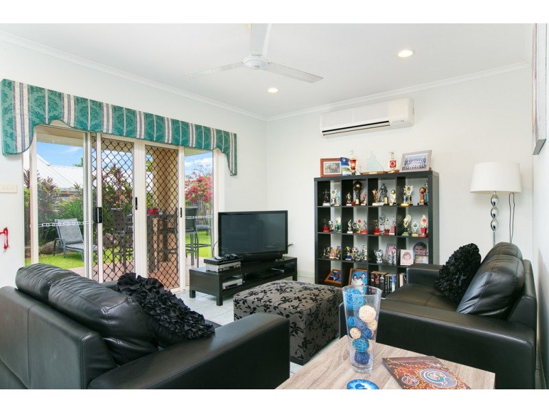 169 McFarlane Drive, Kanimbla QLD 4870