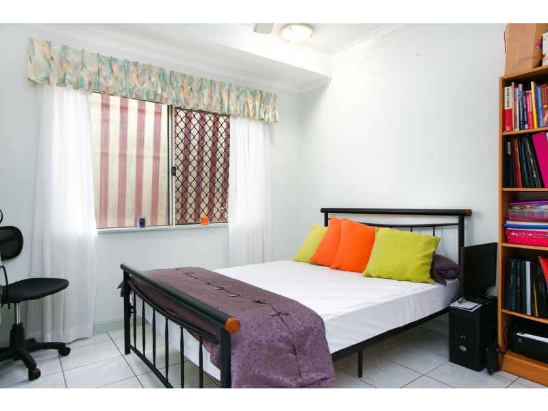 169 McFarlane Drive, Kanimbla QLD 4870