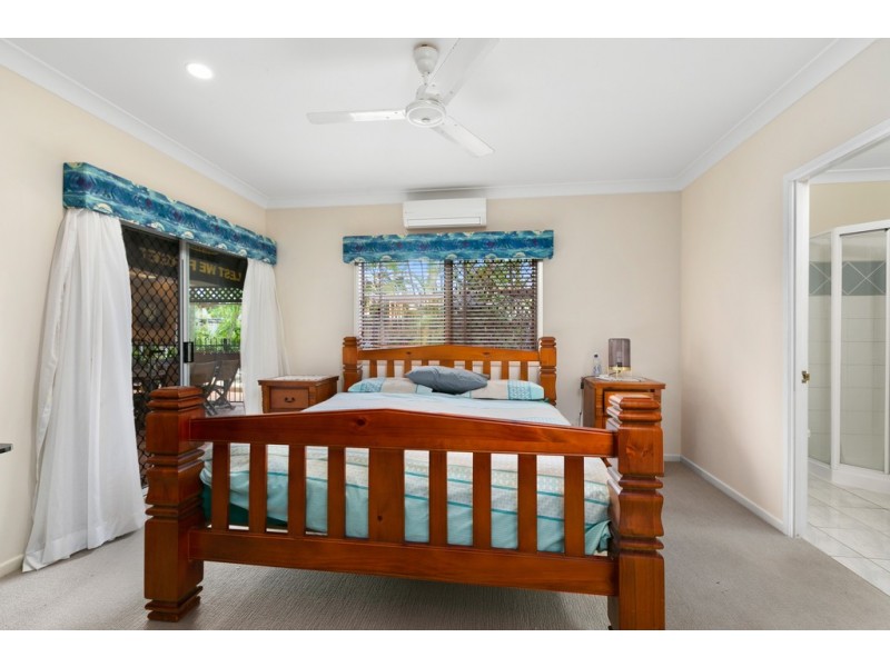 8 Burranong Street, Kewarra Beach QLD 4879