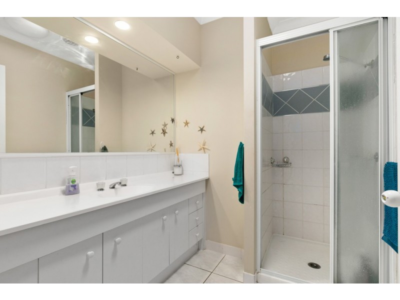 8 Burranong Street, Kewarra Beach QLD 4879