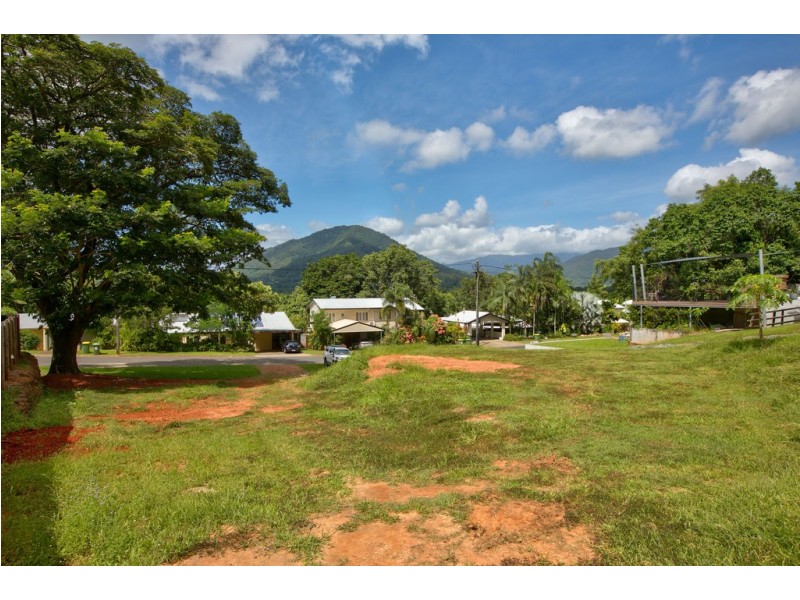 47 Barclay Road, Brinsmead QLD 4870