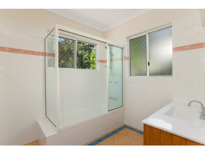 34 Winkworth Street, Bungalow QLD 4870