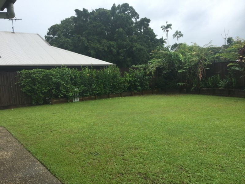 2 Lennox Street, Edmonton QLD 4869