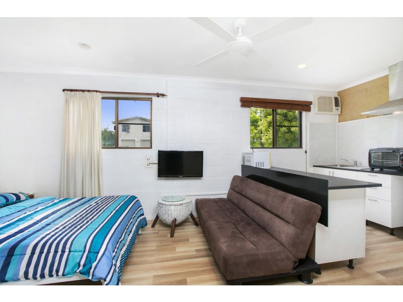 5 Helen Close, Smithfield QLD 4878