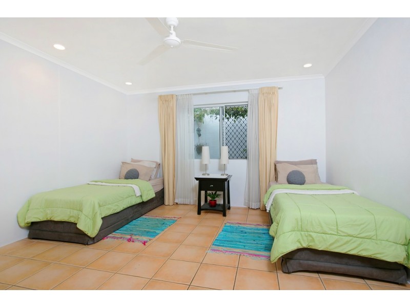 5 Helen Close, Smithfield QLD 4878