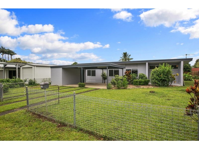 12 Dahlia Close, Mooroobool QLD 4870