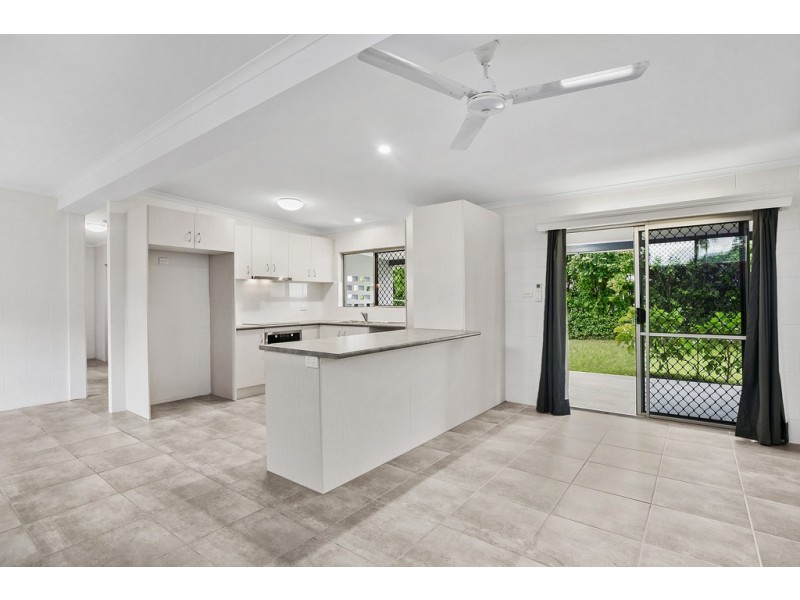 12 Dahlia Close, Mooroobool QLD 4870