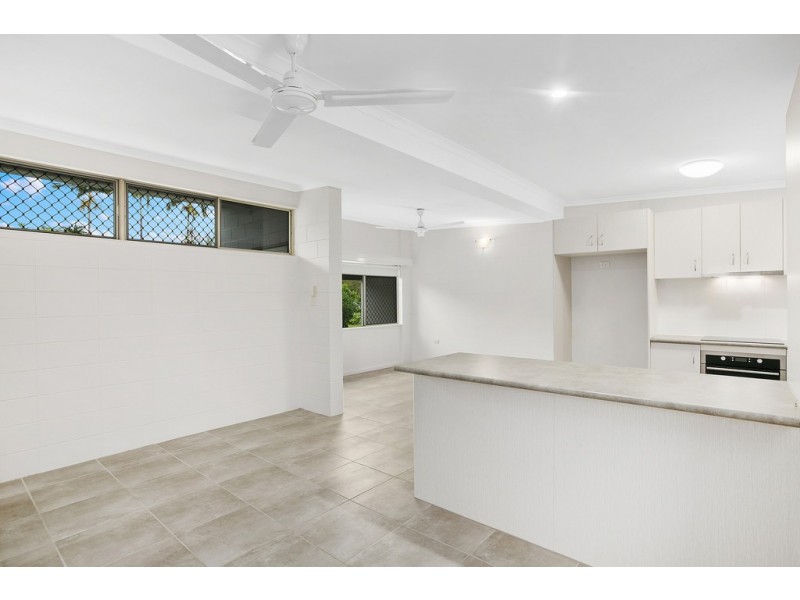 12 Dahlia Close, Mooroobool QLD 4870