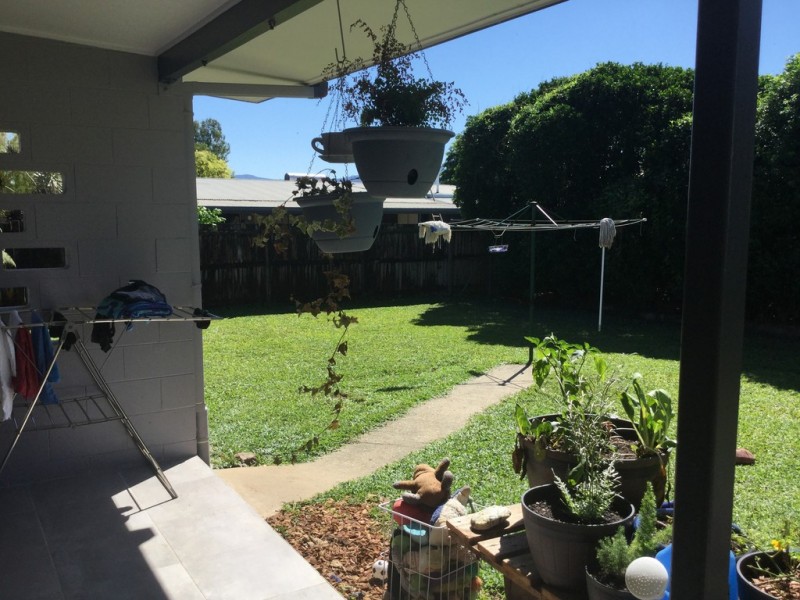 12 Dahlia Close, Mooroobool QLD 4870