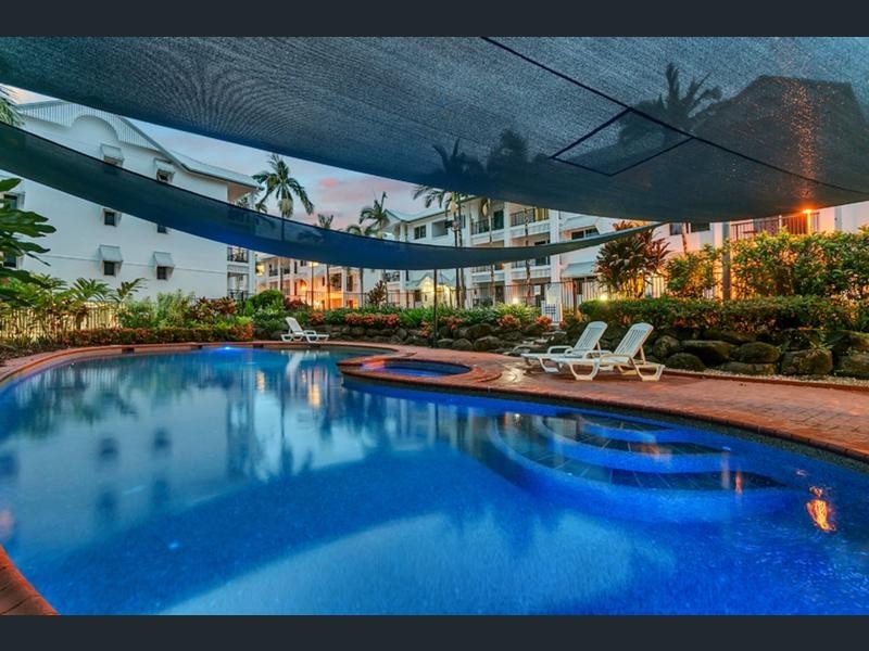 35/8-14 Munro Terrace, Mooroobool QLD 4870