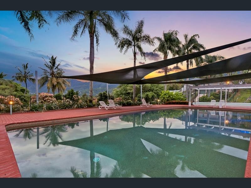 35/8-14 Munro Terrace, Mooroobool QLD 4870