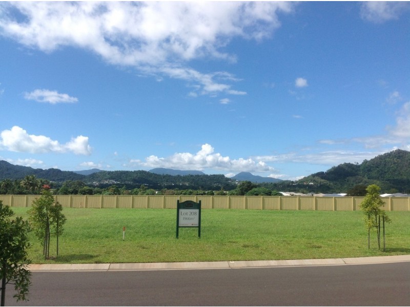 40-42 Bellmere Lane, Redlynch QLD 4870